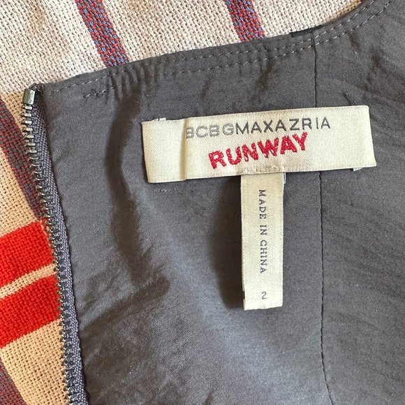 BCBG RUNWAY GREY/BLACK SLEEVELESS MINI DRESS. CORSET LIKE BODICE. SIZE 2. - Picture 12 of 12